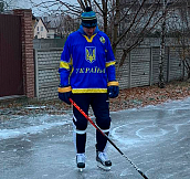 Топ-10 моментов сезона 2020/21: Хоккейные финты на замерзшей улице
