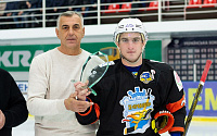 Хоккеисты «Кременчука» получили награды от ТМ «Parimatch»