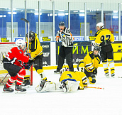 «Кривбасс» и «Дружба-ХТЗ» выиграли свои последние матчи группового этапа: Обзор первых игр третьего дня Junior Hockey Cup