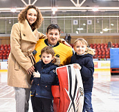 День отца: Украинские хоккеисты и их дети (фото)